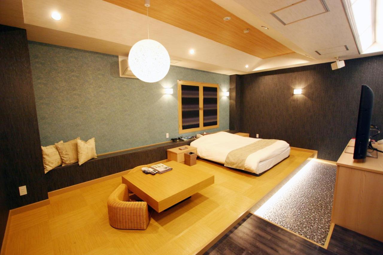 Lex Suwa (Adults Only) Hotel Exterior photo